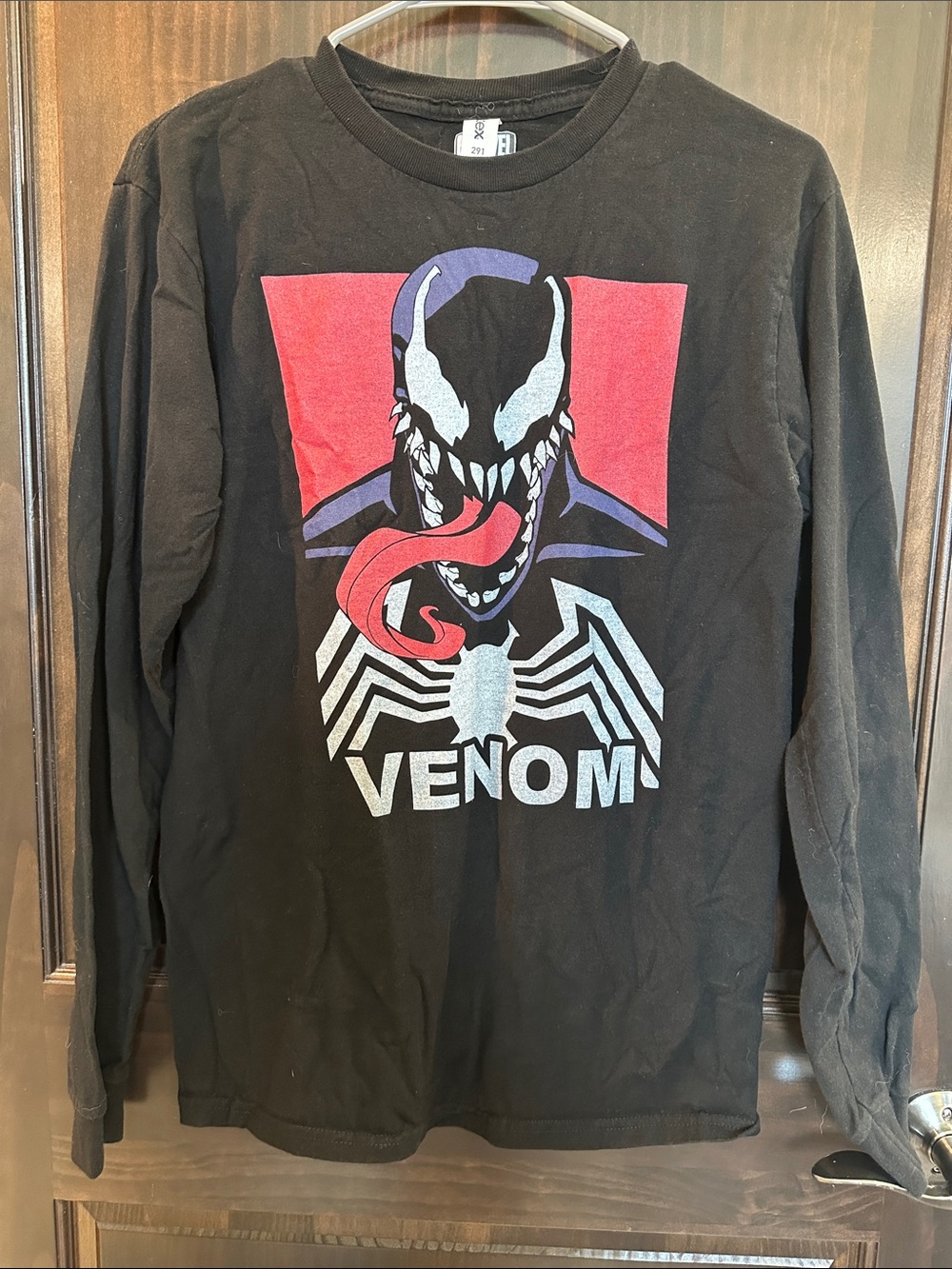 Marvel Black Venom Graphic Long-Sleeve Tee SIZE S
